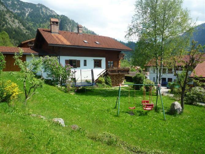 Haus Petra Und Toni Holzheu Apartment Bad Hindelang Bagian luar foto